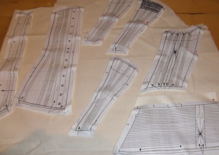 Korsett tillklippning