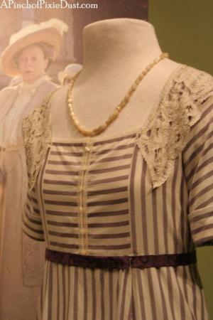 downton_abbey_mary_dress_season_one