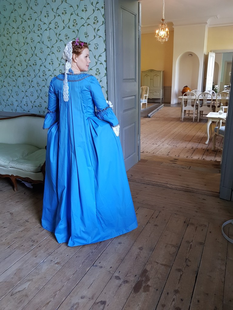 ROBE 1639 blanc main image 1